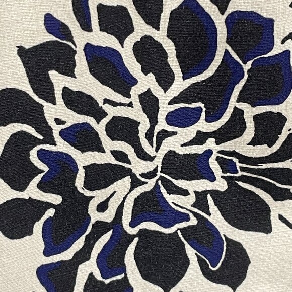 AVEC LES FILLES (NWT) "Butterfly Panel" Woven Lined Full Skirt, B/W Floral - XL - Picture 5 of 12